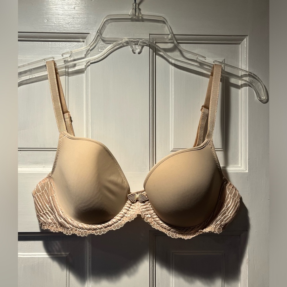 Women’s WACOAL Nude Bra sz 34B